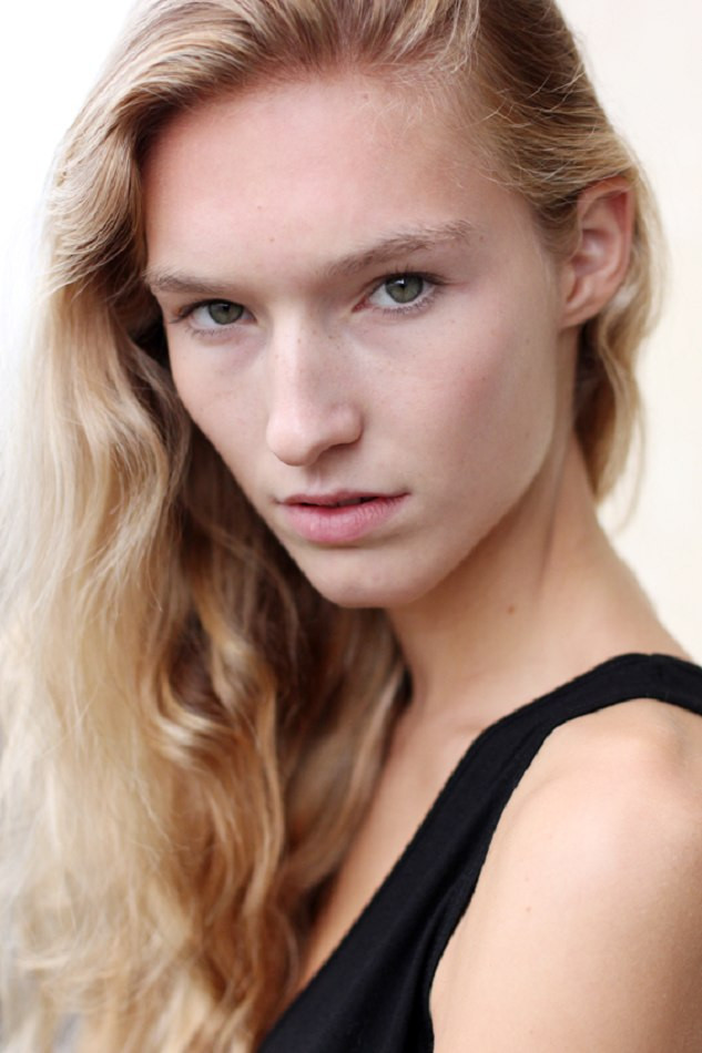 Photo of model Manuela Frey - ID 421217