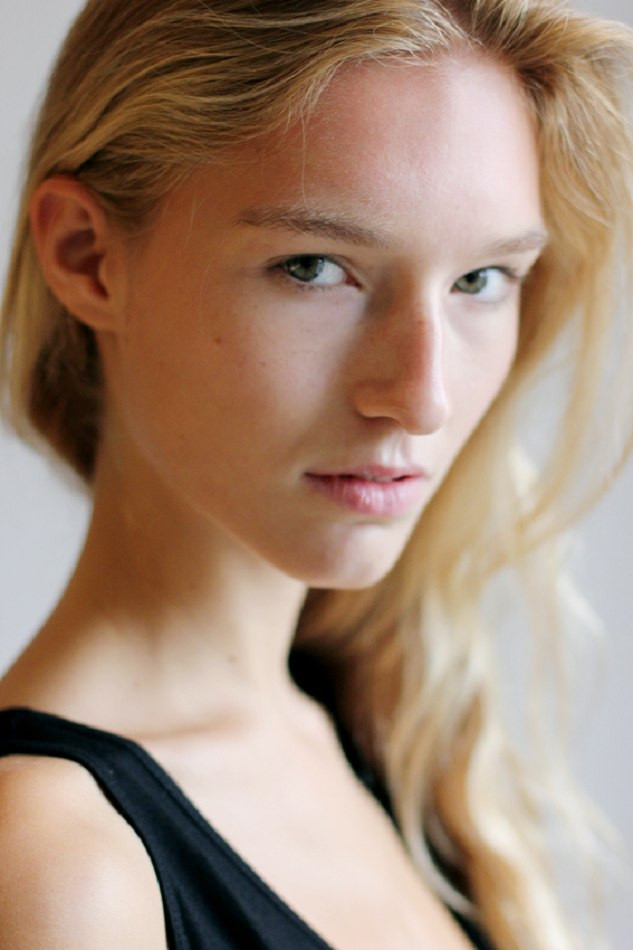 Photo of model Manuela Frey - ID 421220