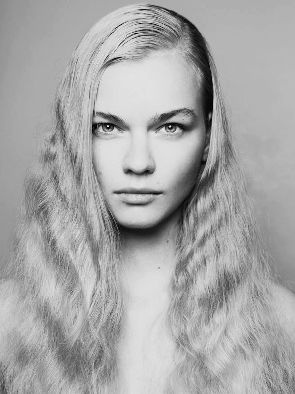 Photo of model Tereza Smejkalova - ID 422041