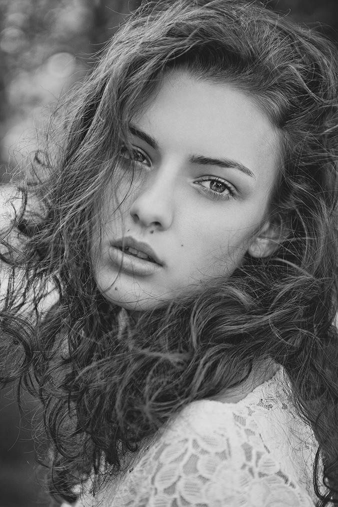Photo of model Marie  Damian - ID 422236