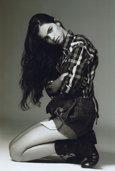 Photo of model Julia Barcelos - ID 424449