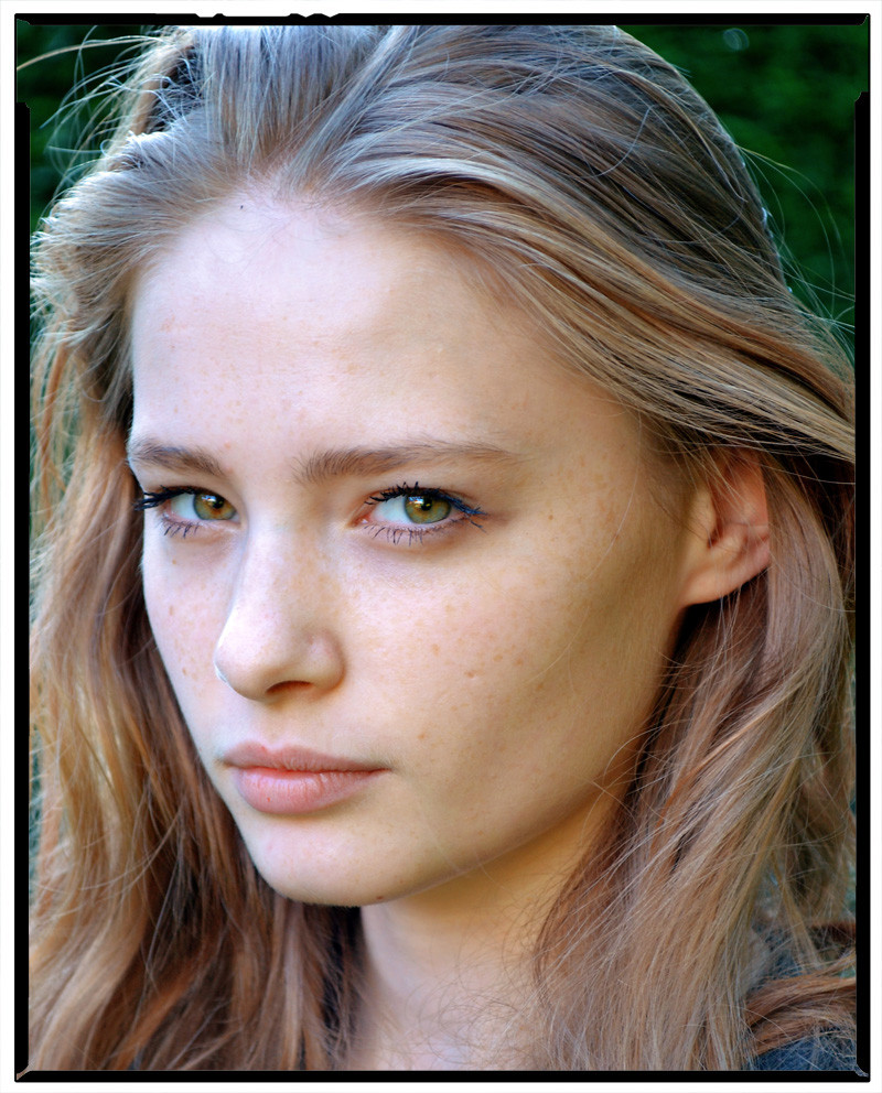 Photo of model Helena McKelvie - ID 426096