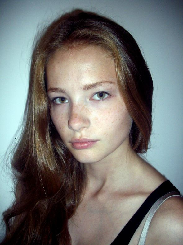 Photo of model Helena McKelvie - ID 426098
