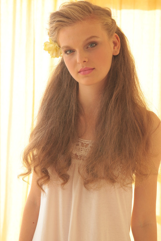 Photo of model Mari  Orlova - ID 427664