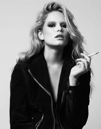 Photo of model Anna Ewers - ID 428603