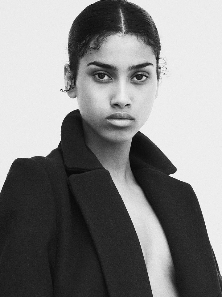 Photo of model Imaan Hammam - ID 432517