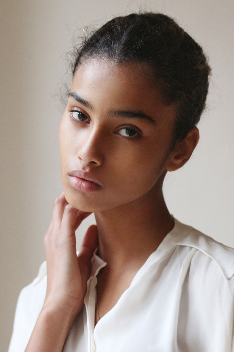 Photo of model Imaan Hammam - ID 442265