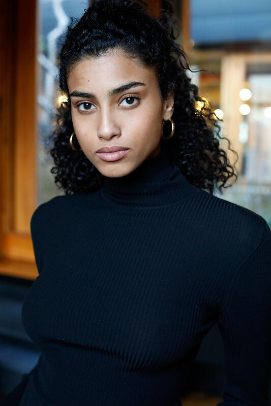 Photo of model Imaan Hammam - ID 715373