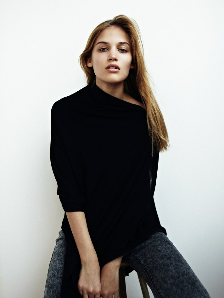Photo of model Sonya Gorelova - ID 433544