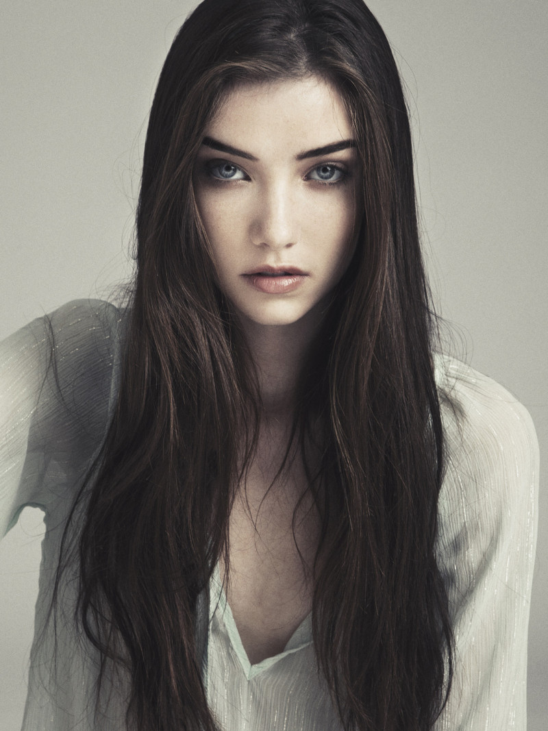 Photo of model Grace Hartzel - ID 434492