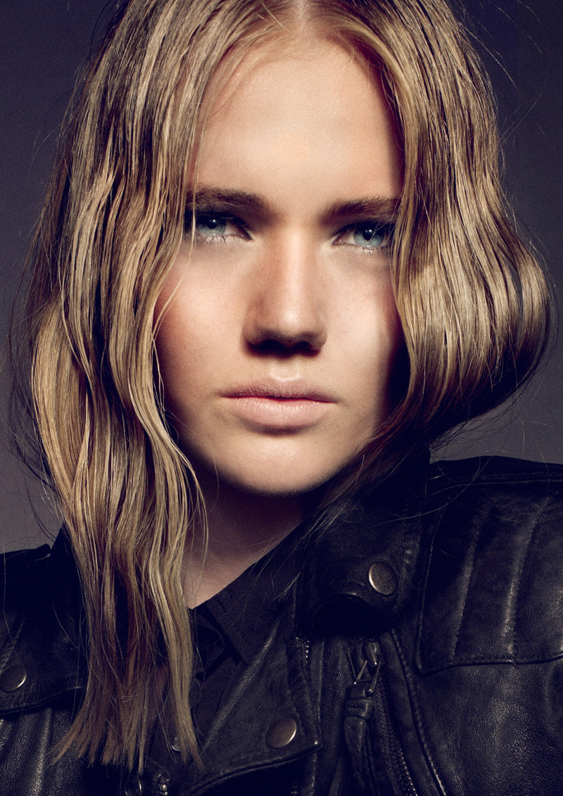 Photo of model Emma Skov - ID 435134