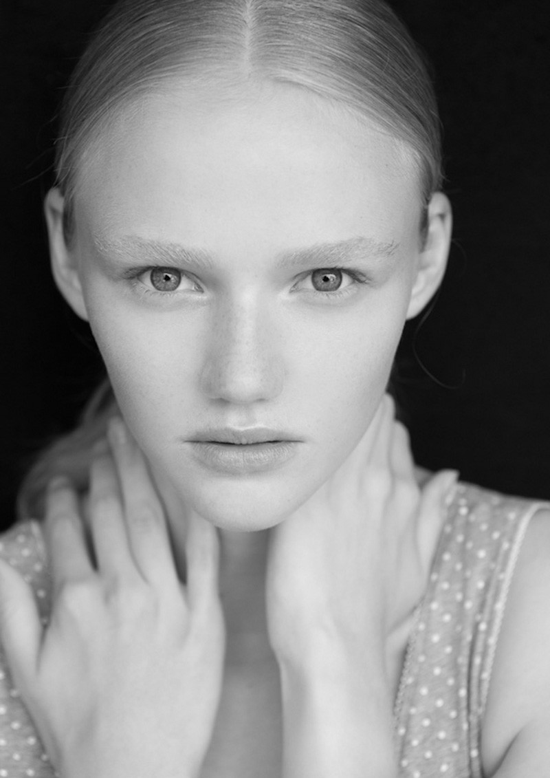 Photo of model Emma Skov - ID 435141