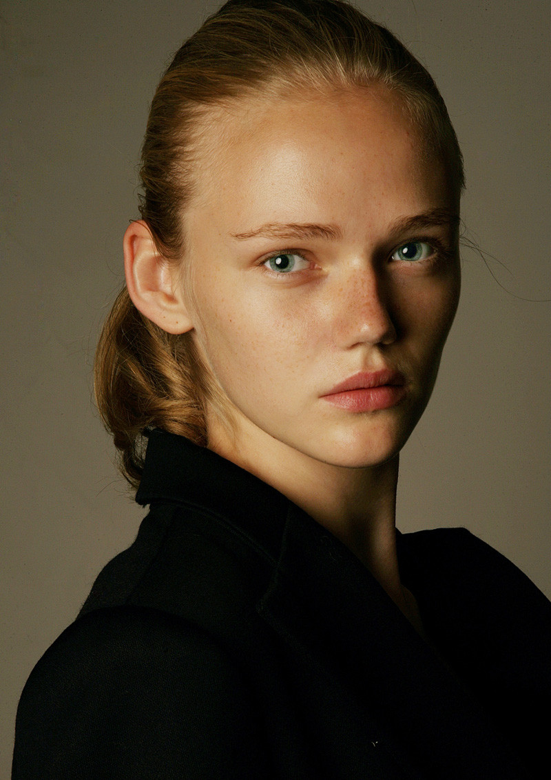 Photo of model Emma Skov - ID 435161