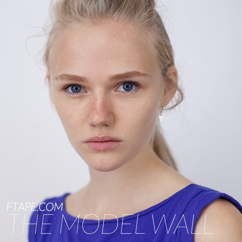 Photo of model Emma Skov - ID 435164