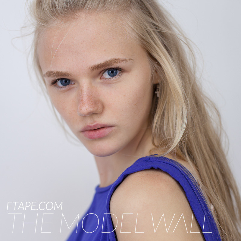 Photo of model Emma Skov - ID 435166
