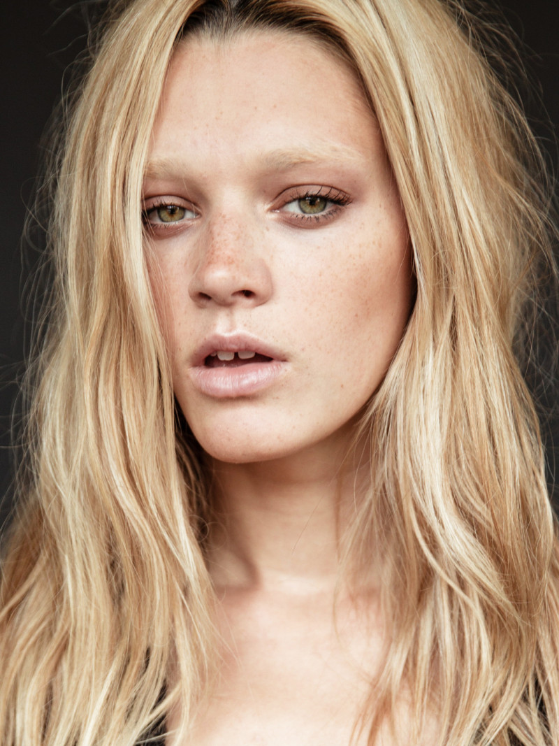 Photo of fashion model Leila Goldkuhl - ID 436160 | Models | The FMD