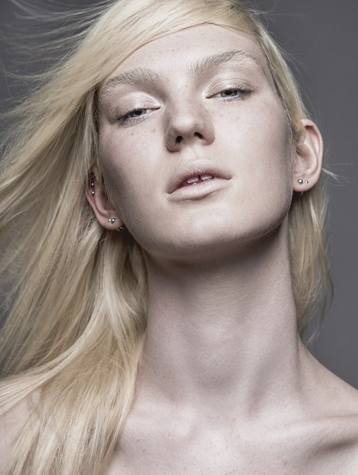 Photo of model Celia Flower Jones - ID 436927