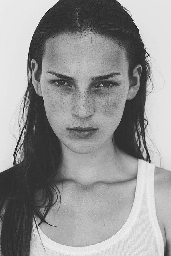 Photo of model Julia Bergshoeff - ID 437098