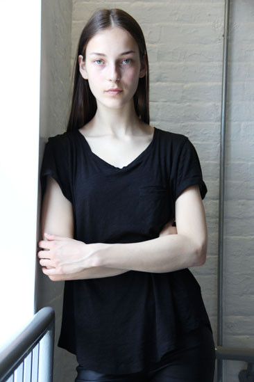 Photo of model Julia Bergshoeff - ID 643058