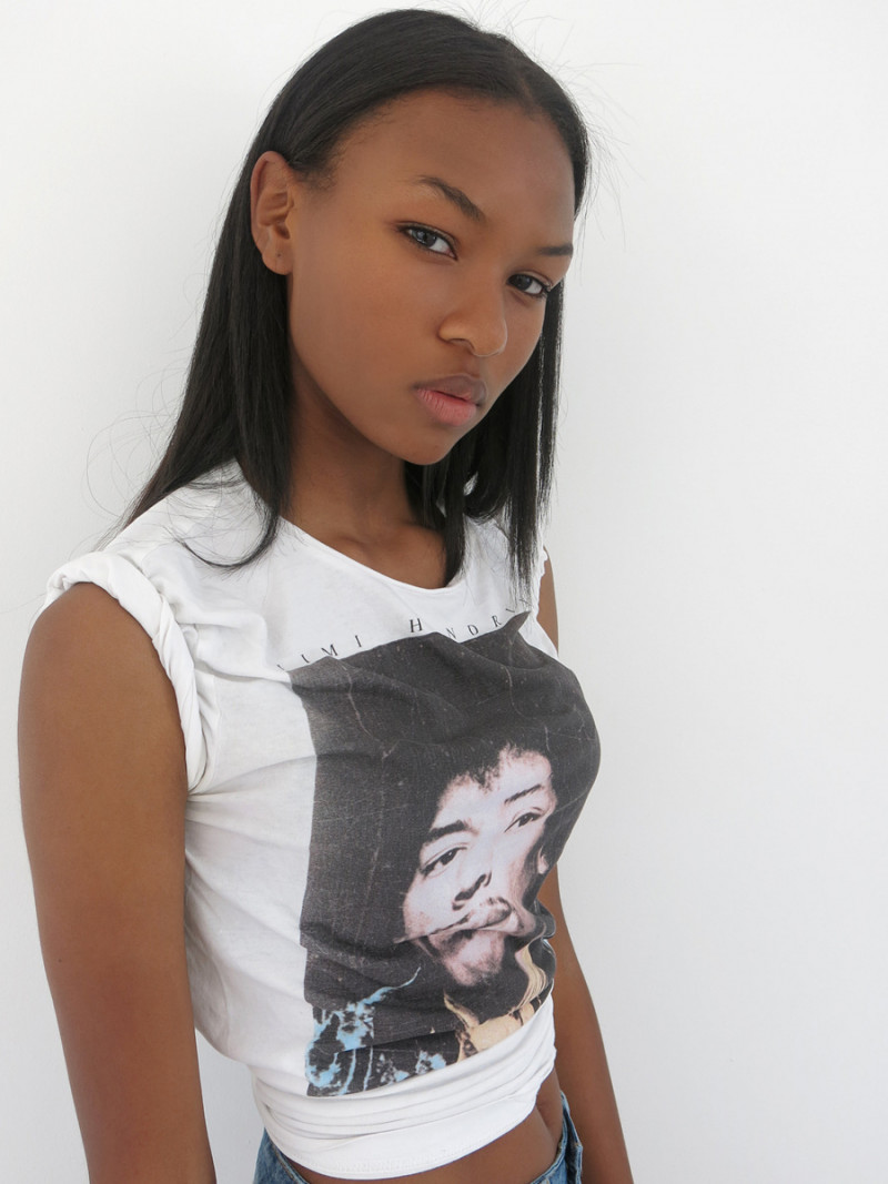 Photo of model Asia Matthews - ID 438904