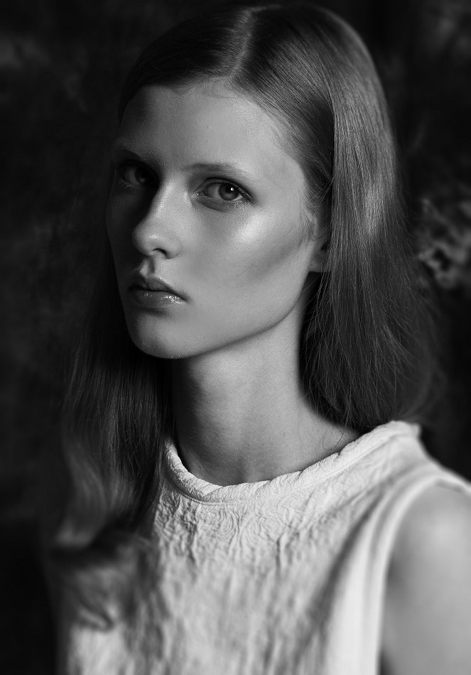 Photo of fashion model Lena Jaslowska - ID 439270 | Models | The FMD