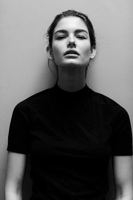 Photo of model Ophélie Guillermand - ID 440517