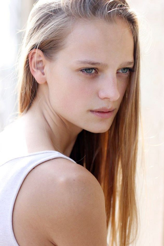 Photo of model Ine Neefs - ID 440955