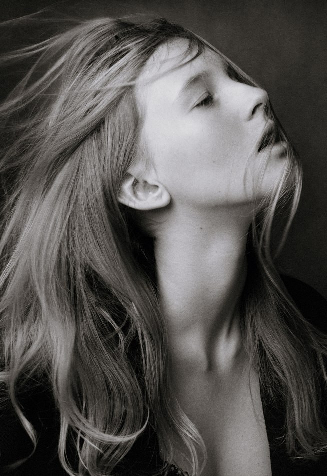 Photo of model Nastya Sten - ID 442174