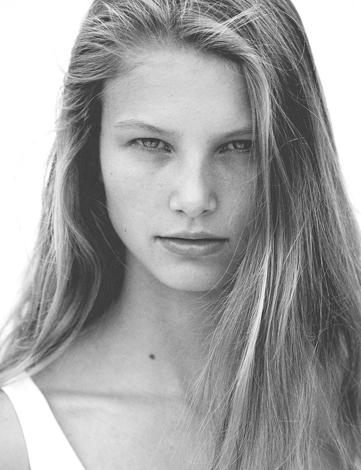 Photo of model Joyce Mulders - ID 443146