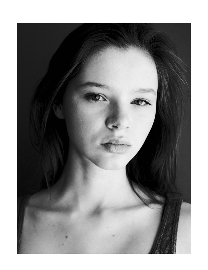 Photo of model Eleanor Hayes - ID 443897