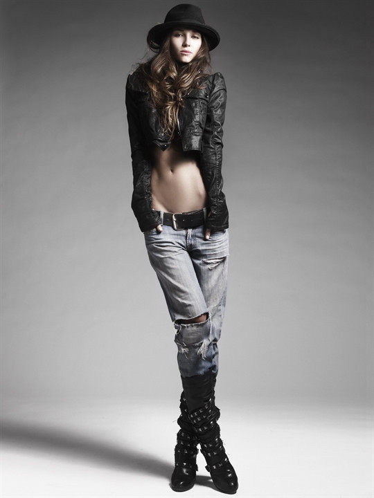 Photo of model Ioana Ghiran - ID 450655