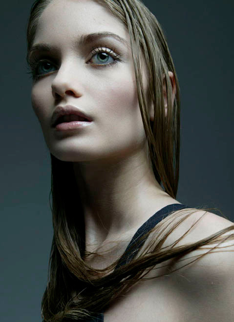 Photo of model Natalie Morris - ID 445684