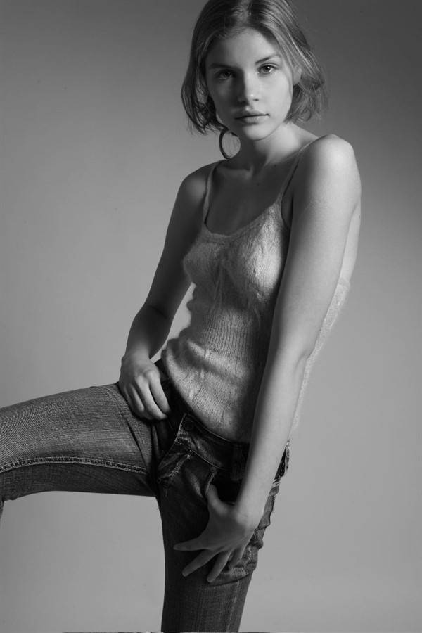 Photo of model Kristin Schoening - ID 450273