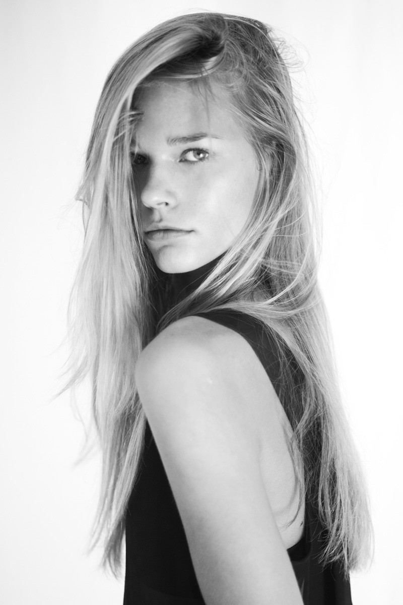 Photo of model Sanna Bäckström - ID 446526