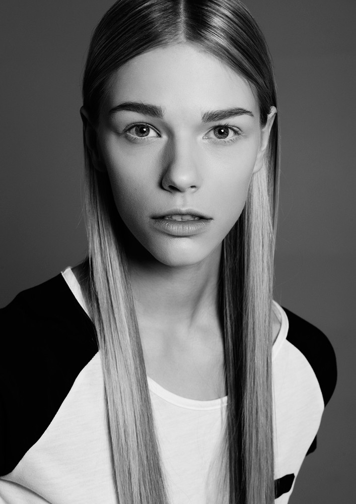 Photo of model Sanna Bäckström - ID 446536