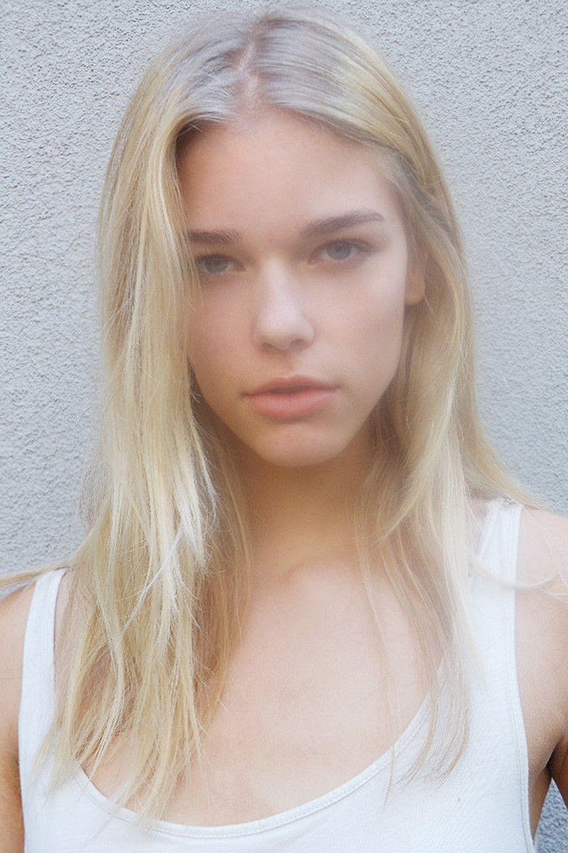 Photo of model Sanna Bäckström - ID 446565