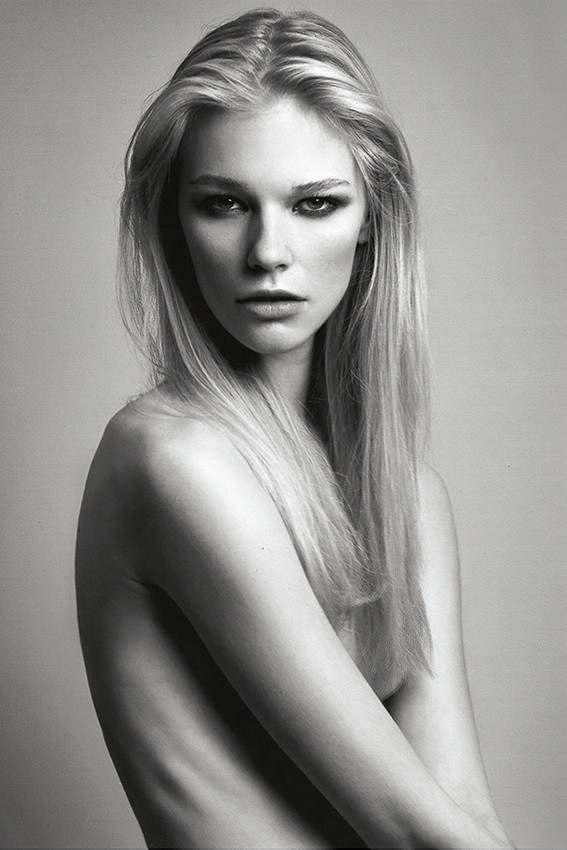 Photo of model Sanna Bäckström - ID 446574