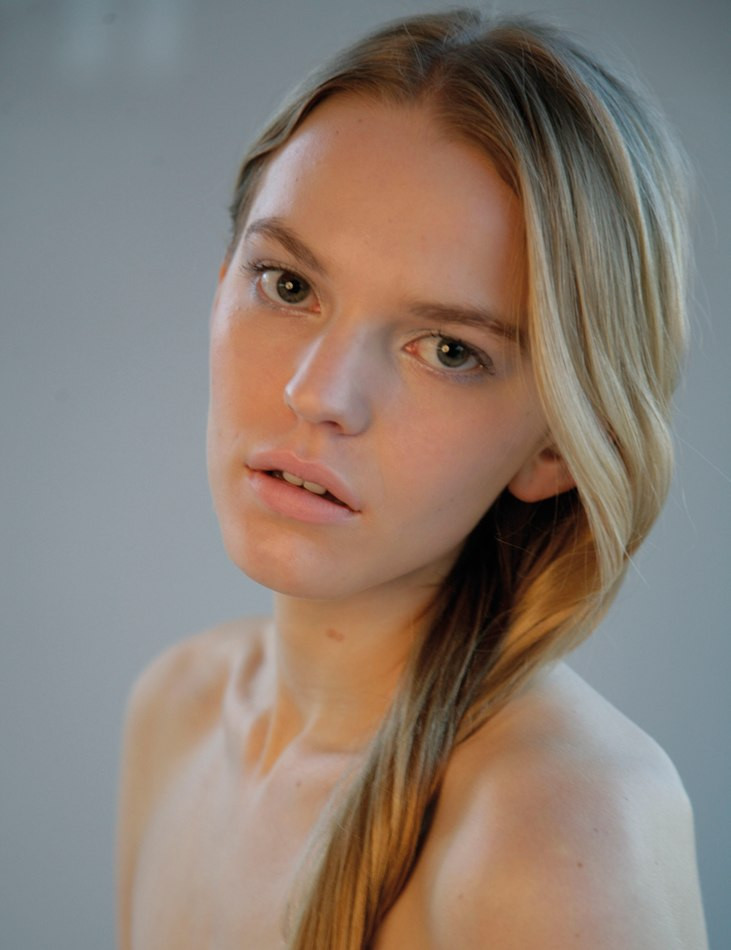 Photo of model Grace Plowden - ID 446617