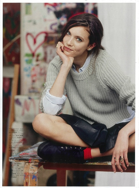 Photo of model Matilda Lowther - ID 446670