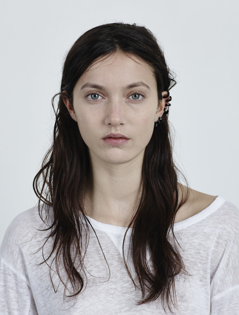 Photo of model Matilda Lowther - ID 446703