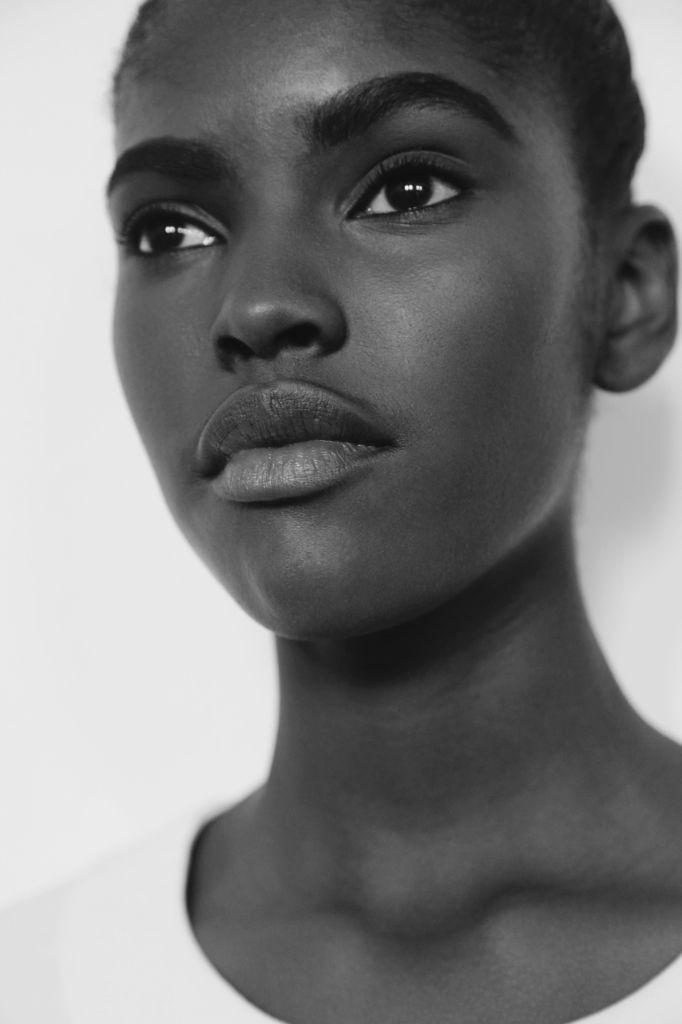 Photo of model Amilna Estevão - ID 446878