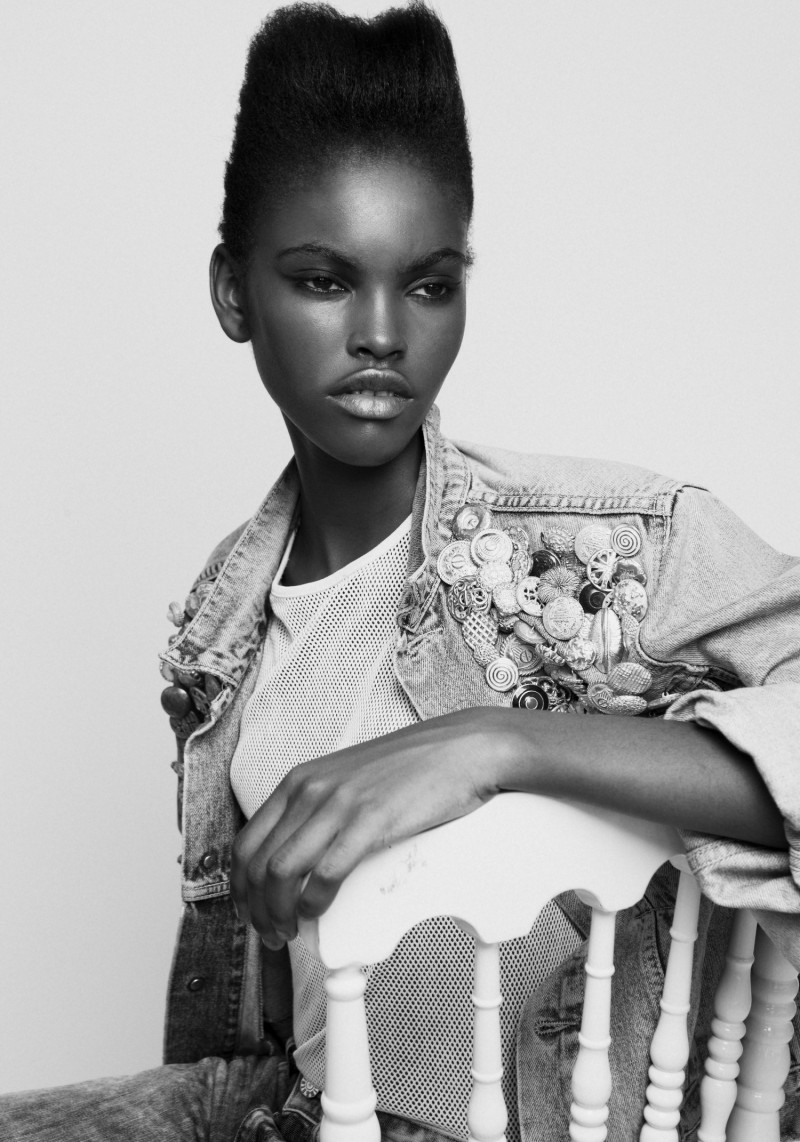 Photo of model Amilna Estevão - ID 446883