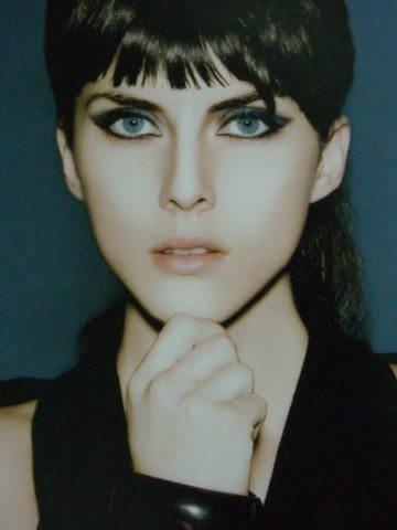 Photo of model Margot Corvalan - ID 452289