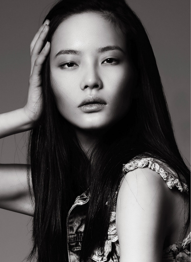 Photo of model Li Wei Shan - ID 447511