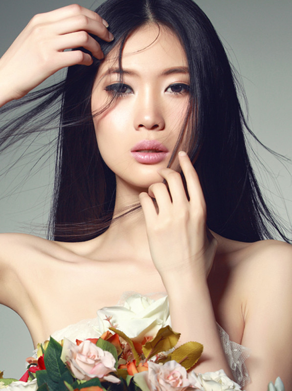 Photo of model Yifan Fan Wang - ID 447777