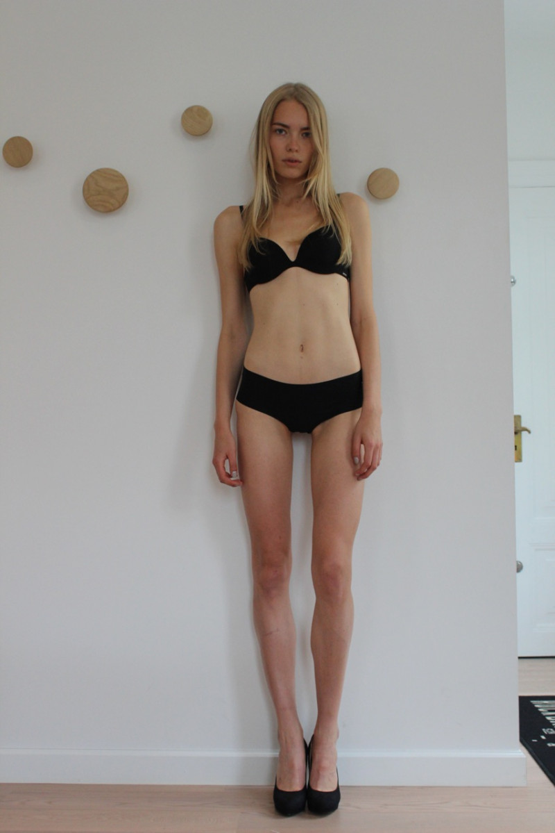Photo of model Astrid Eika - ID 450189