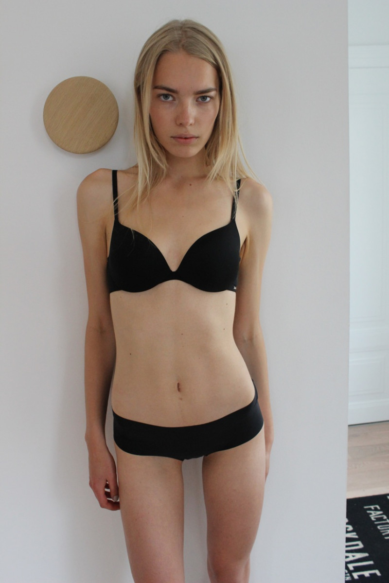 Photo of model Astrid Eika - ID 450195