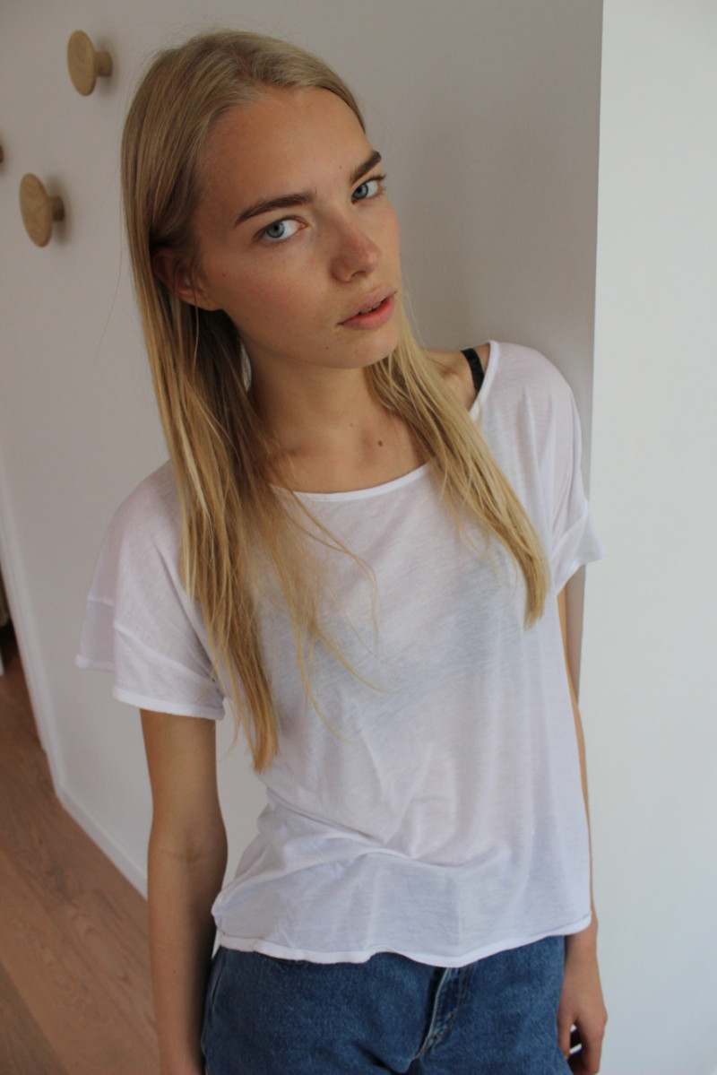 Photo of model Astrid Eika - ID 450199