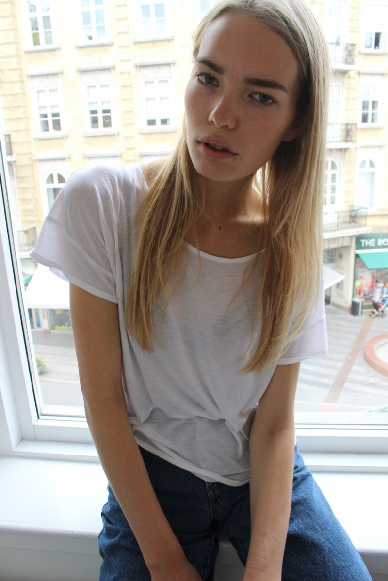 Photo of model Astrid Eika - ID 450203