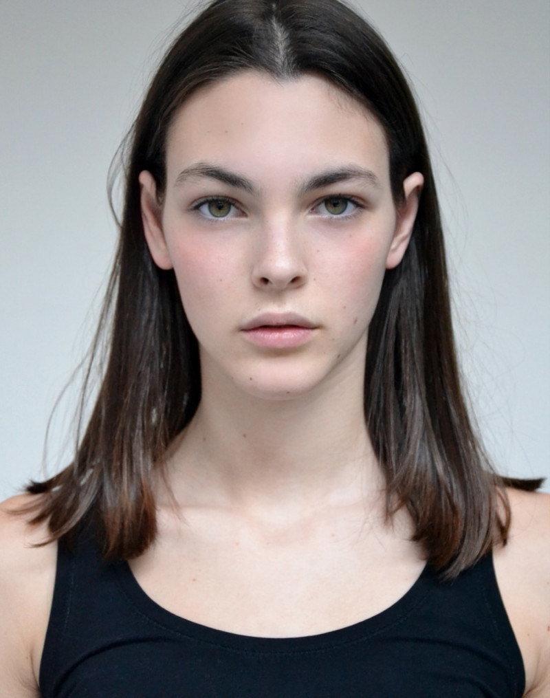 Photo of model Vittoria Ceretti - ID 644429